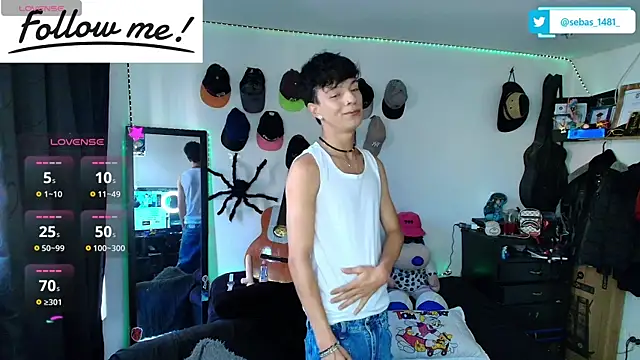 Snapshot of twink_sebas_ chatting on December 2024 02:04:01 PM twink sebas online show from December 2024 02:04:01 PM