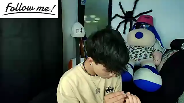 Snapshot of twink_sebas_ chatting on December 2024 08:08:02 AM twink sebas online show from December 2024 08:08:02 AM