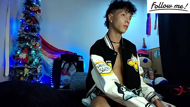 Snapshot of twink_sebas_ chatting on December 2024 04:34:01 AM twink sebas online show from December 2024 04:34:01 AM