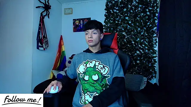 Snapshot of twink_sebas_ chatting on January 2025 05:41:01 PM twink sebas online show from January 2025 05:41:01 PM