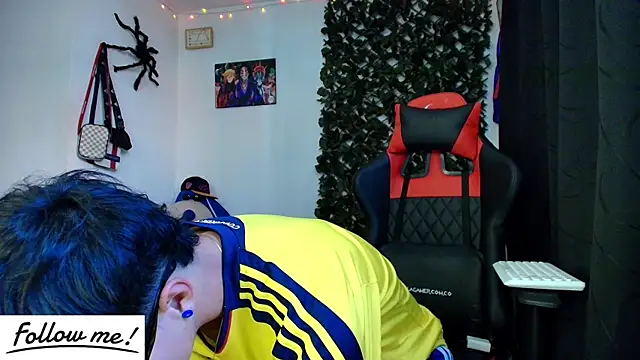 Snapshot of twink_sebas_ chatting on January 2025 06:41:02 PM twink sebas online show from January 2025 06:41:02 PM