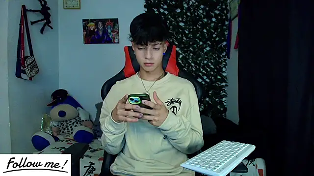 Snapshot of twink_sebas_ chatting on January 2025 04:36:02 AM twink sebas online show from January 2025 04:36:02 AM