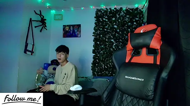 Snapshot of twink_sebas_ chatting on January 2025 04:16:02 AM twink sebas online show from January 2025 04:16:02 AM