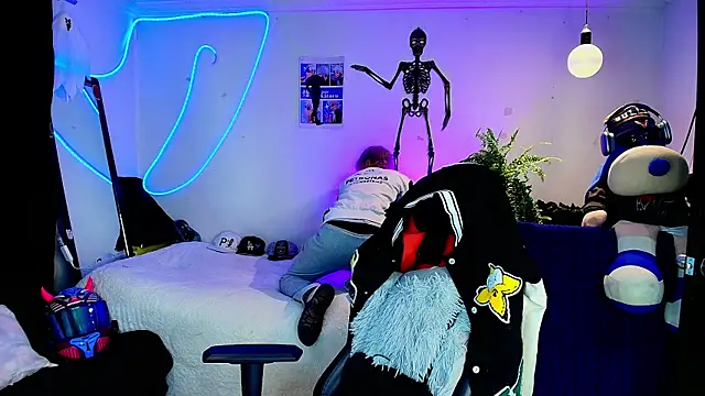 Snapshot of twink_sebas_ chatting on November 2025 03:38:02 AM twink sebas online show from November 2025 03:38:02 AM