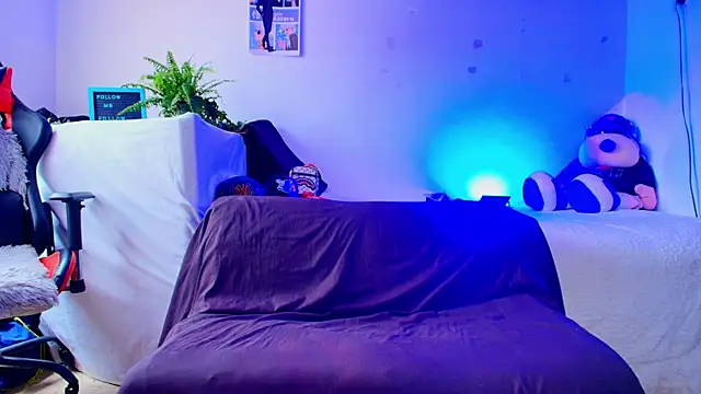 Snapshot of twink_sebas_ chatting on November 2025 04:51:01 PM twink sebas online show from November 2025 04:51:01 PM