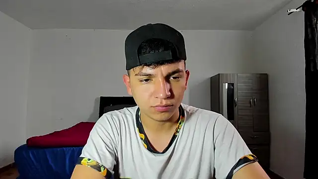 Danielbluestar online show from February 2025 03:57:02 PM