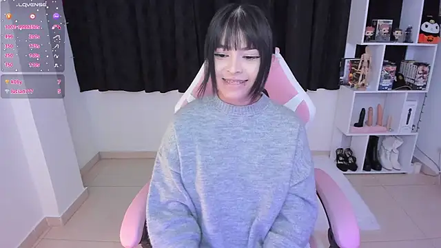 Snapshot of misshoneyxxx chatting on March 2025 04:49:01 AM misshoneyxxx online show from March 2025 04:49:01 AM