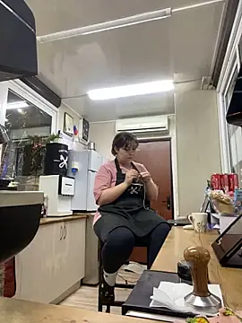 cinnabon  online show from February 2025 03:42:02 PM