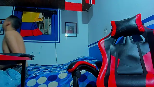 maxowens oficial online show from March 2026 08:17:01 PM