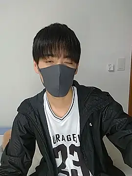 Snapshot of itsme_LEON chatting on March 2025 12:59:02 PM itsme LEON online show from March 2025 12:59:02 PM