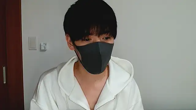 Snapshot of itsme_LEON chatting on March 2025 01:51:01 PM itsme LEON online show from March 2025 01:51:01 PM