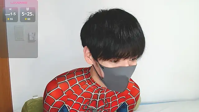 Snapshot of itsme_LEON chatting on October 2025 01:06:02 PM itsme LEON online show from October 2025 01:06:02 PM