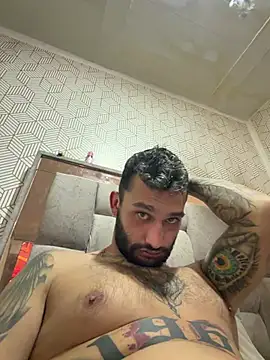 Snapshot of openmind_boy chatting on February 2026 03:58:02 AM openmind boy online show from February 2026 03:58:02 AM