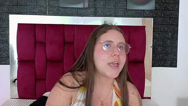 Snapshot of April1_sc chatting on September 2025 01:45:01 PM April1 sc online show from September 2025 01:45:01 PM