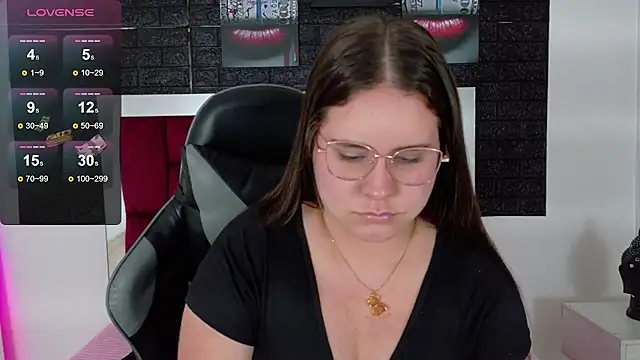 Snapshot of April1_sc chatting on September 2025 01:38:02 PM April1 sc online show from September 2025 01:38:02 PM