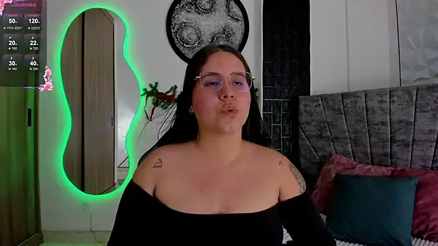 Snapshot of April1_sc chatting on December 2025 08:47:01 PM April1 sc online show from December 2025 08:47:01 PM