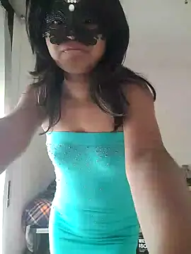 Bella Luna18 online show from December 2024 10:43:01 AM