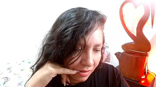 naihroby online show from December 2024 11:31:01 PM