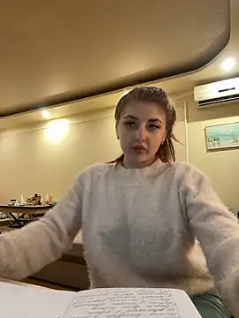 sexyy girl  online show from December 2024 08:56:01 AM