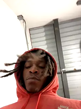 sneakylink13   online show from October 2025 01:53:02 PM