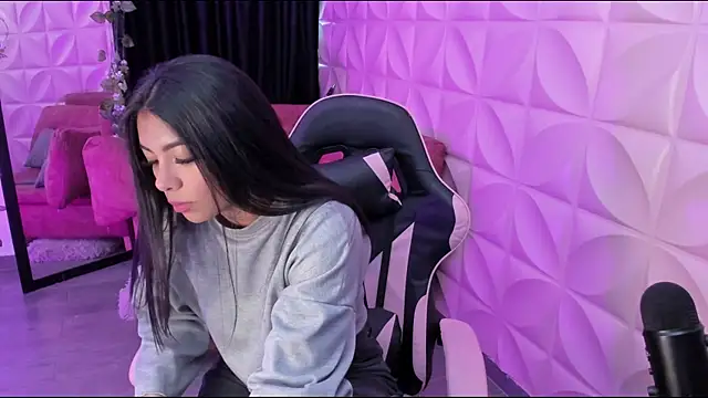 Snapshot of NattGomez chatting on September 2025 10:45:01 PM NattGomez online show from September 2025 10:45:01 PM