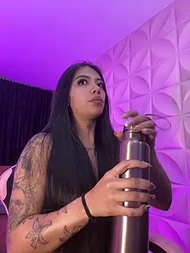 Snapshot of NattGomez chatting on September 2025 02:59:02 AM NattGomez online show from September 2025 02:59:02 AM