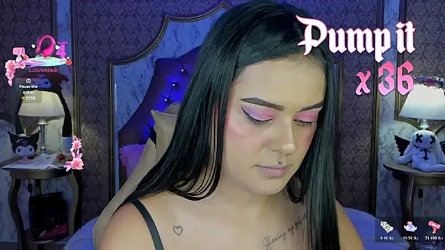 Snapshot of SoffiQueen chatting on April 2026 02:32:01 PM SoffiQueen online show from April 2026 02:32:01 PM