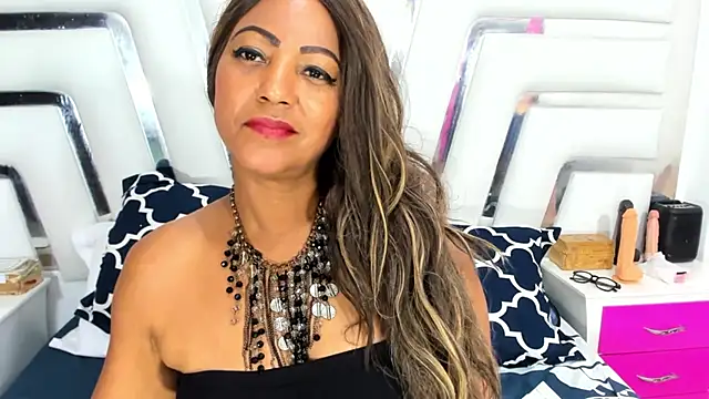 Snapshot of SaraaJhons chatting on March 2025 11:49:02 PM SaraaJhons online show from March 2025 11:49:02 PM