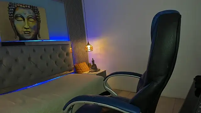 Snapshot of JackSwan18 chatting on November 2025 05:08:01 PM JackSwan18 online show from November 2025 05:08:01 PM