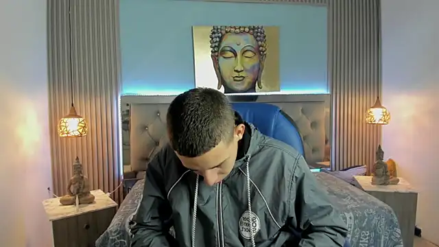 Snapshot of JackSwan18 chatting on November 2025 08:22:02 PM JackSwan18 online show from November 2025 08:22:02 PM