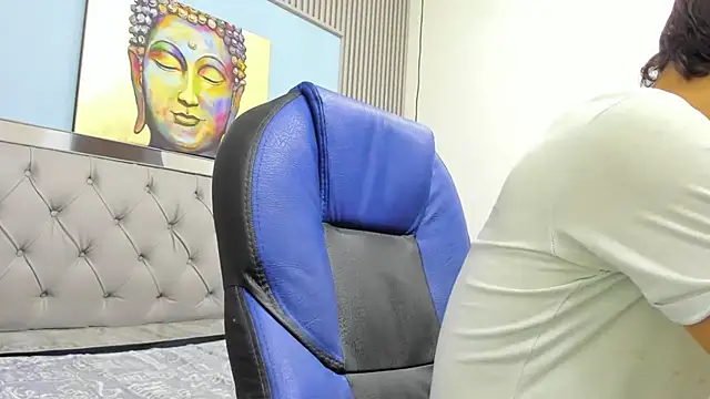 Snapshot of JackSwan18 chatting on November 2025 08:34:02 PM JackSwan18 online show from November 2025 08:34:02 PM