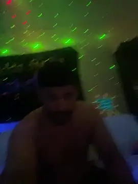 Insaneskillzz69 online show from May 2026 05:14:01 AM