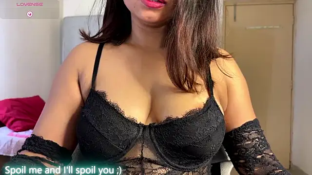 ohh mona online show from October 2025 03:40:02 AM