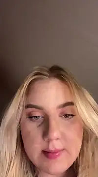 lwikaaa online show from March 2025 08:18:02 PM