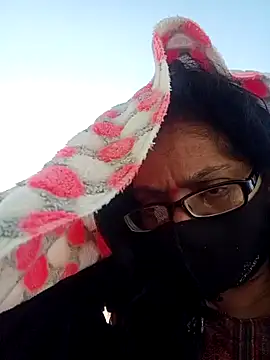 heenage online show from January 2025 10:06:02 AM