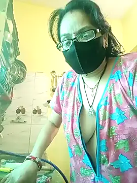 heenage online show from February 2025 05:58:01 AM