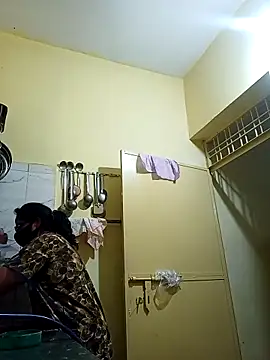 heenage online show from March 2025 04:56:02 PM