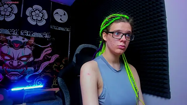 KIKI Krash online show from September 2025 10:08:02 AM