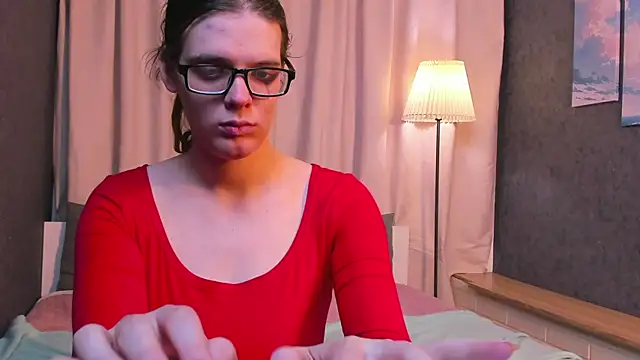 KIKI Krash online show from April 2026 10:13:01 AM