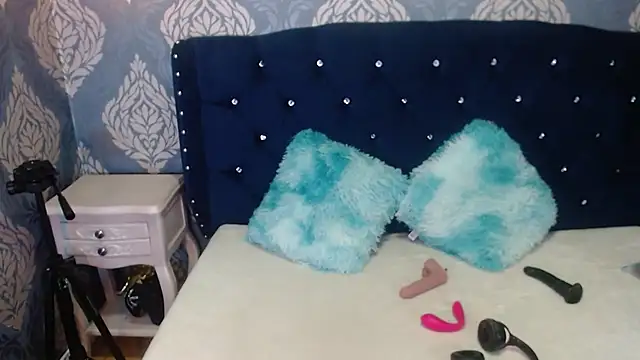 Sofiacowperx online show from July 2026 07:38:01 PM