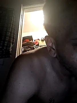 Snapshot of bigboytoy912 chatting on June 2026 02:24:02 AM bigboytoy912 online show from June 2026 02:24:02 AM