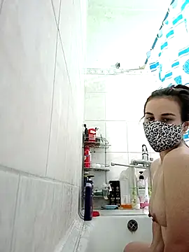 MikaKors online show from December 2024 04:34:01 PM