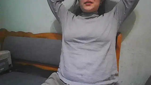 MikaKors online show from February 2025 02:38:02 PM