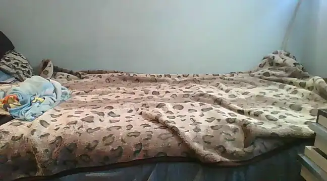 Snapshot of Horny208 chatting on December 2024 09:10:01 AM Horny208 online show from December 2024 09:10:01 AM