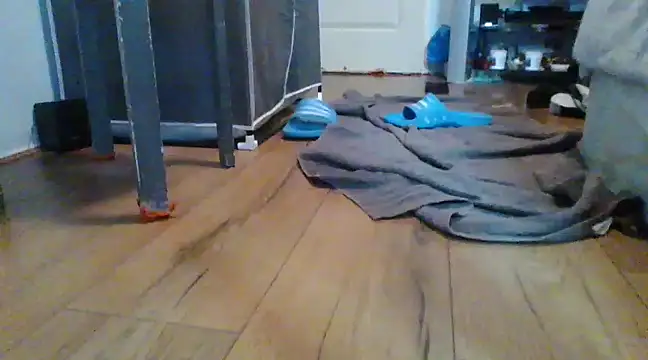 Snapshot of Horny208 chatting on December 2024 02:55:01 PM Horny208 online show from December 2024 02:55:01 PM