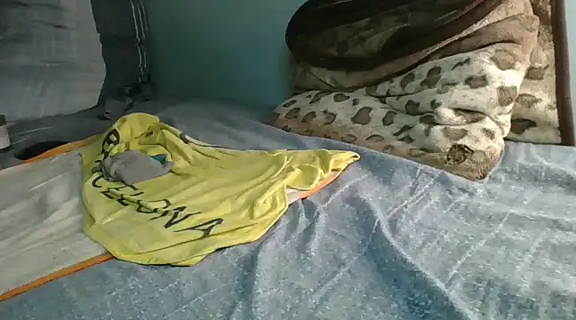 Snapshot of Horny208 chatting on January 2025 10:18:01 PM Horny208 online show from January 2025 10:18:01 PM