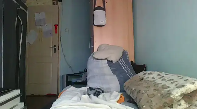 Snapshot of Horny208 chatting on February 2025 08:31:02 AM Horny208 online show from February 2025 08:31:02 AM