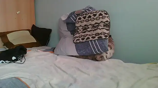 Snapshot of Horny208 chatting on February 2025 11:53:01 AM Horny208 online show from February 2025 11:53:01 AM