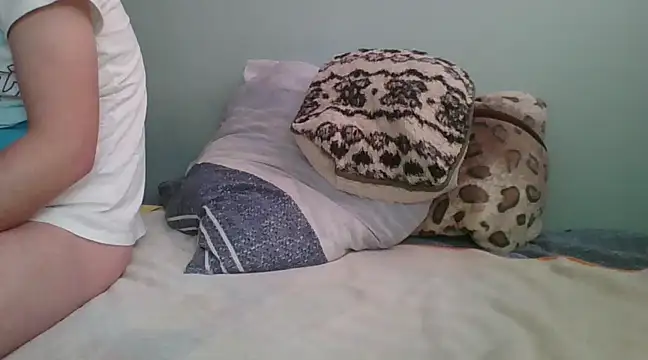 Snapshot of Horny208 chatting on February 2025 11:38:02 AM Horny208 online show from February 2025 11:38:02 AM