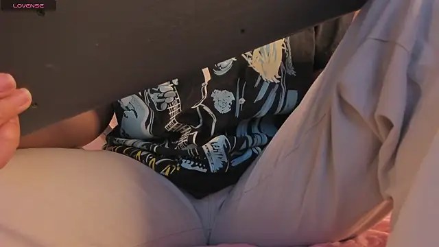 Sophia Lemos online show from February 2026 09:00:01 PM